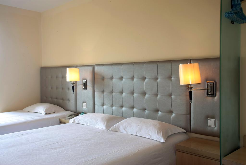 Qingdao Renjia Bussiness Hotel Kültér fotó